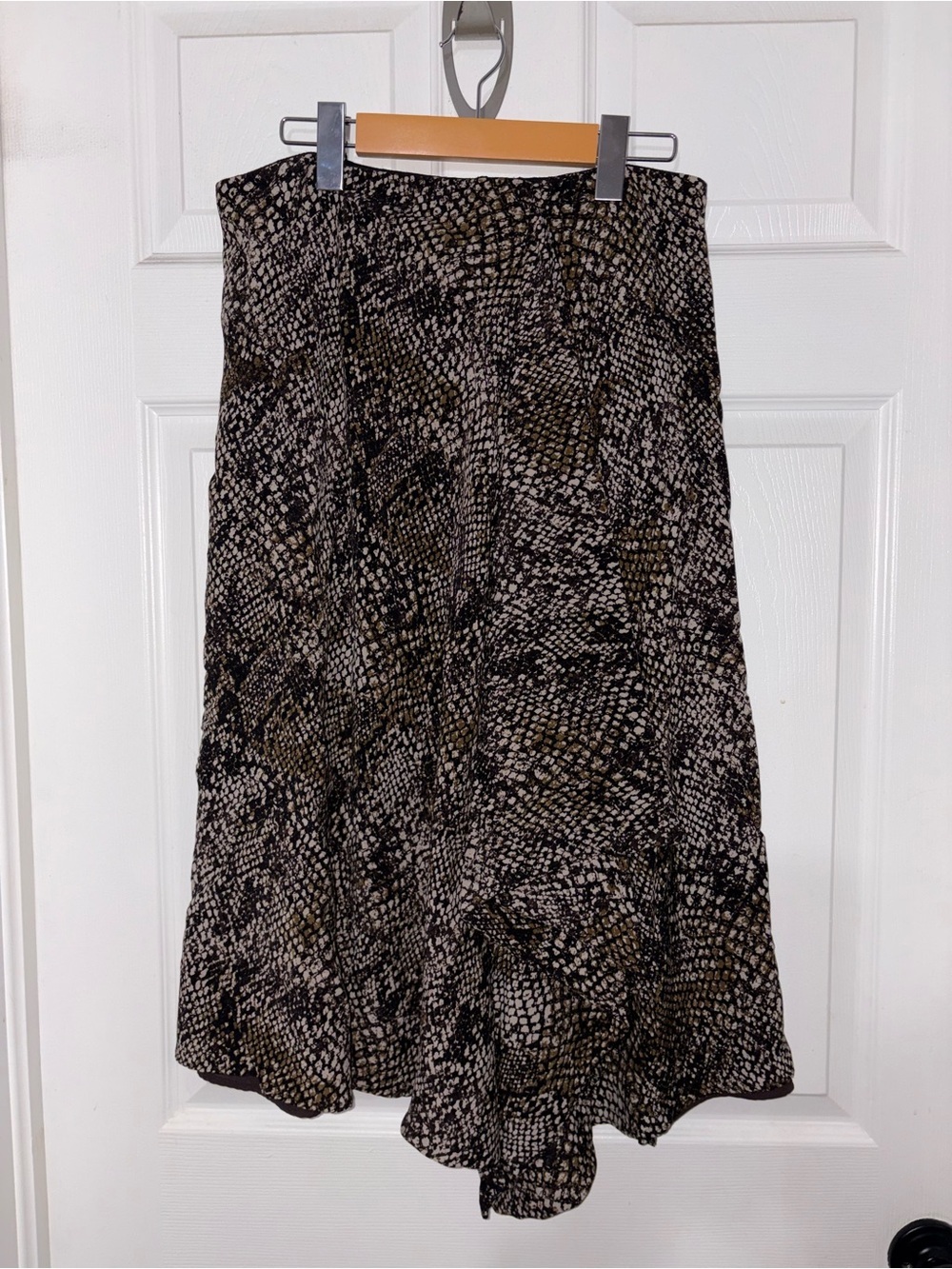 Hobbs London Snake Print Flowy Midi Skirt UK 12 / US 8 - Picture 3 of 5